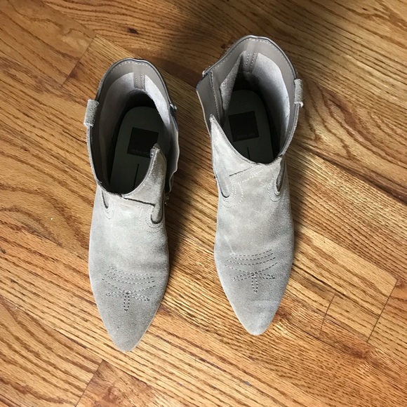 Dolce Vita Light Tan Suede Ankle Boots - Picture 4 of 9